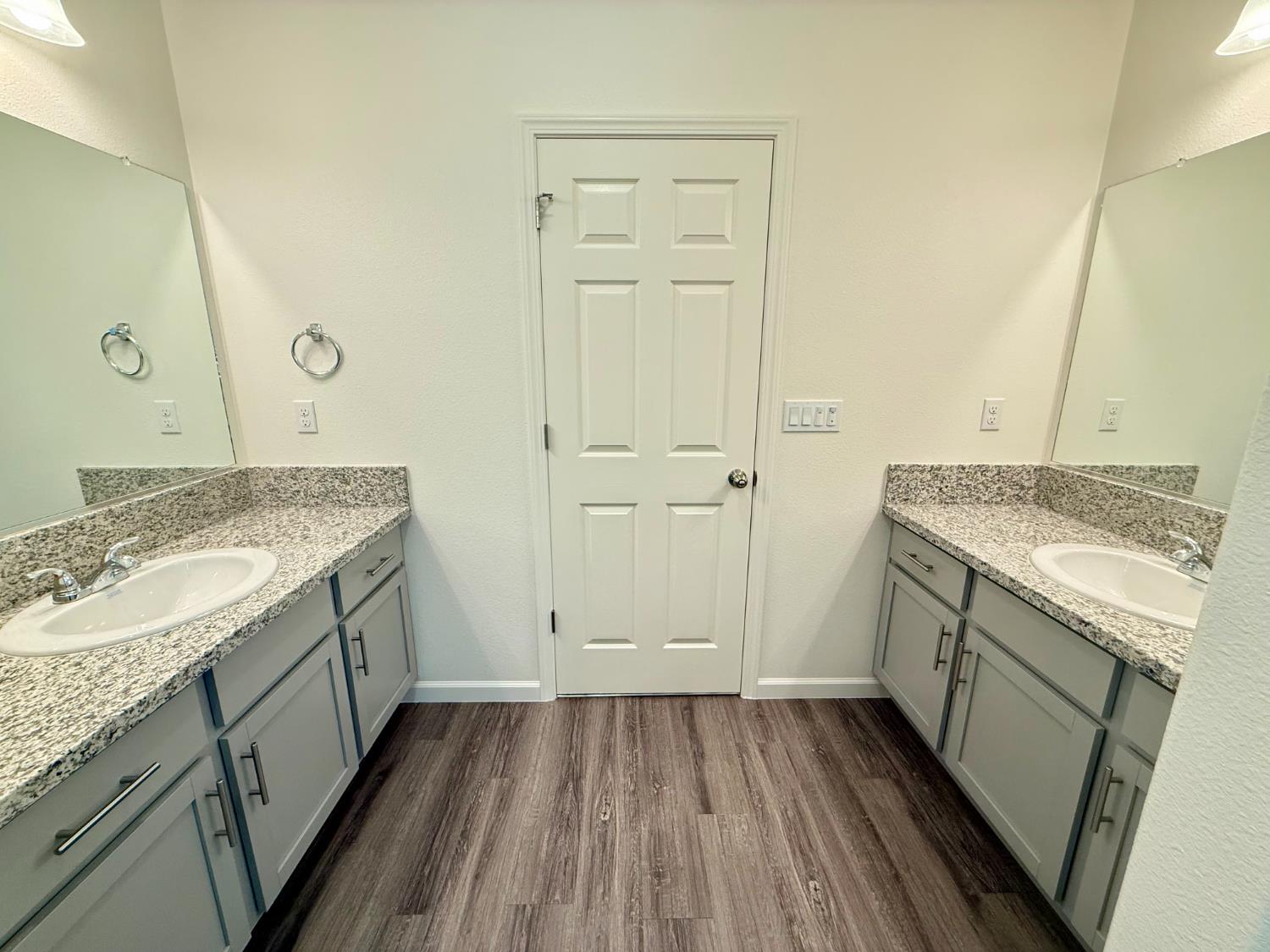 1200 E Orange St, Avenal, CA 93204