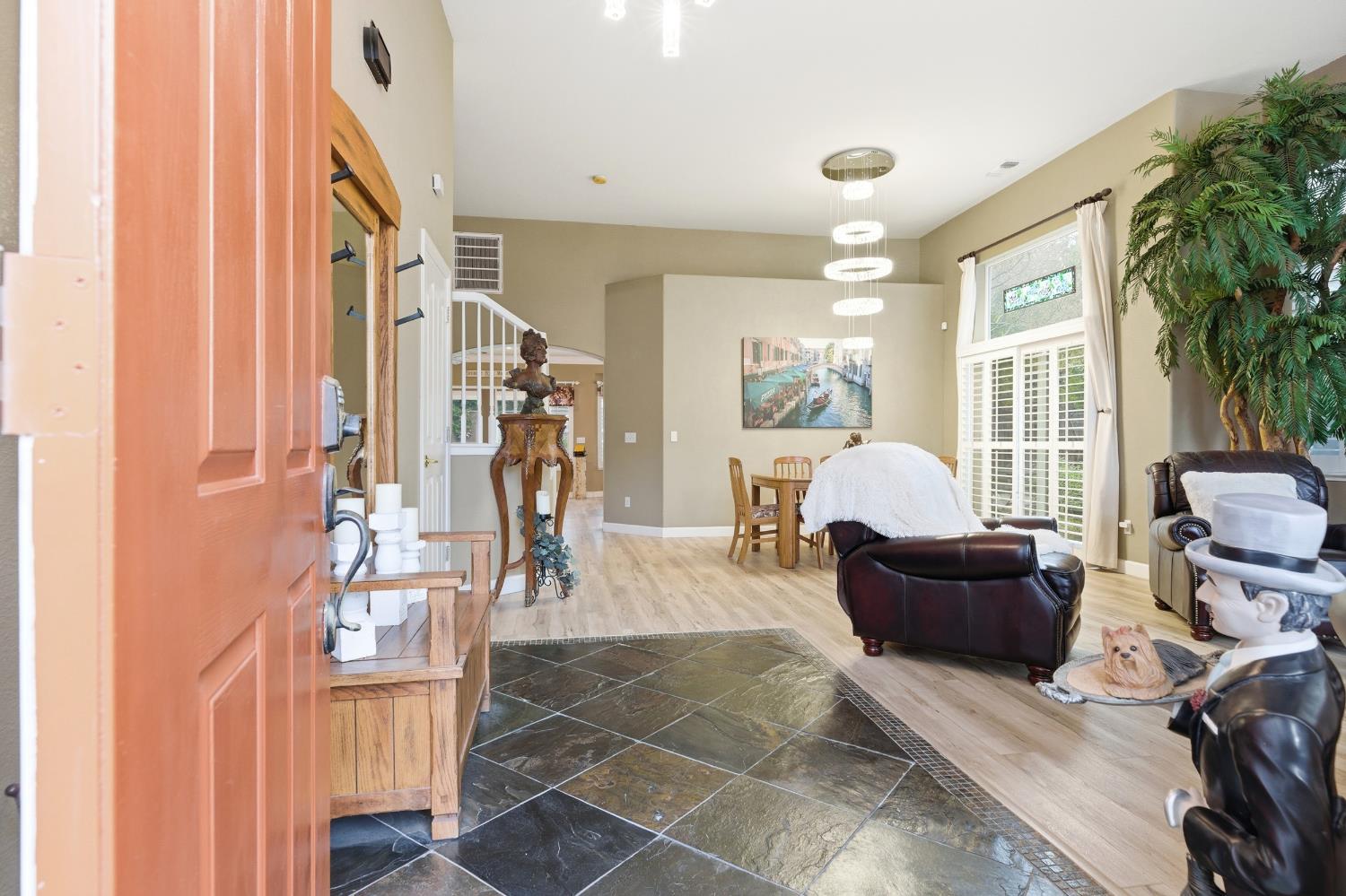 1184 River Ave, Oakdale, CA 95361