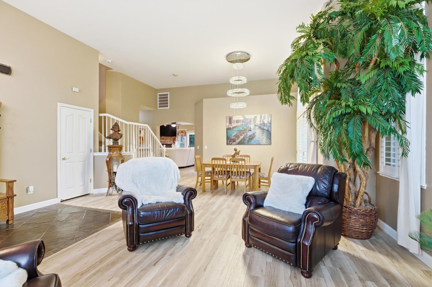 1184 River Ave, Oakdale, CA 95361