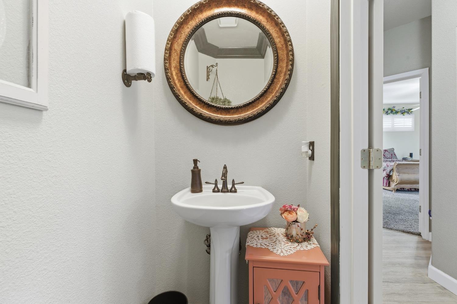 1184 River Ave, Oakdale, CA 95361