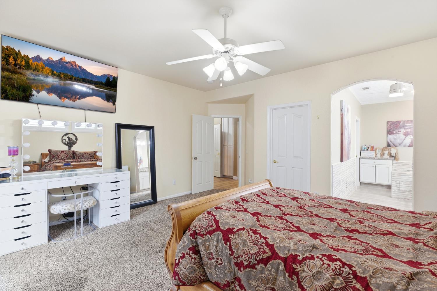 1184 River Ave, Oakdale, CA 95361