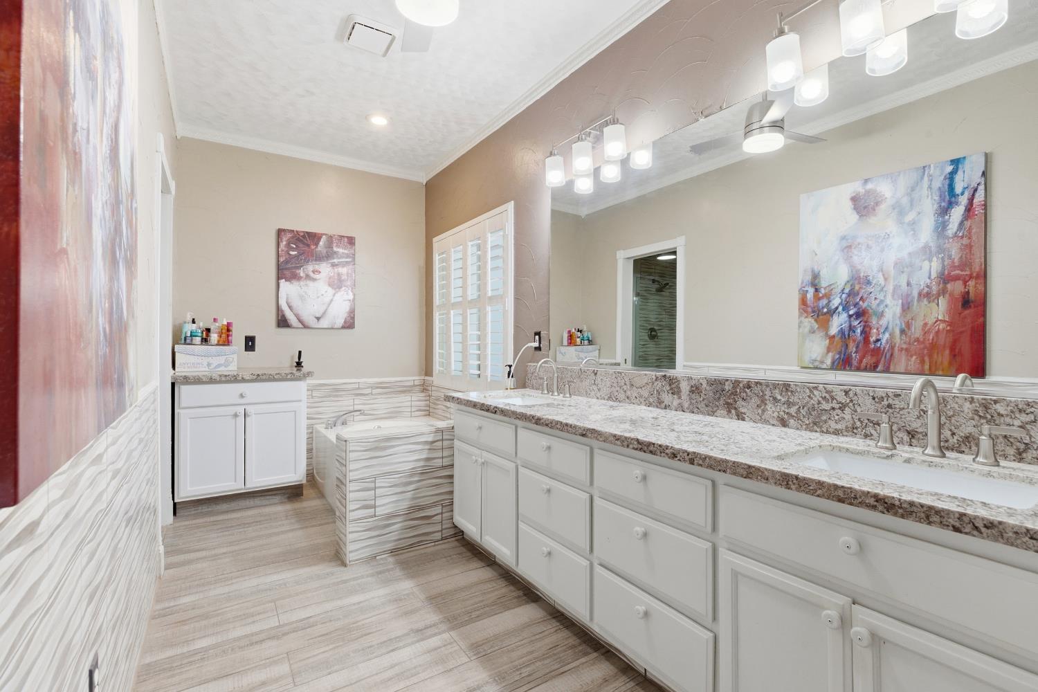 1184 River Ave, Oakdale, CA 95361