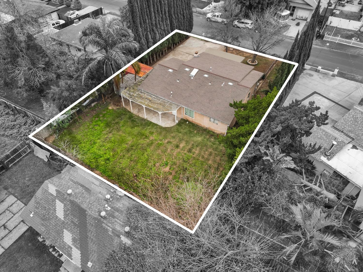 2344 Regal Rd, Modesto, CA 95358