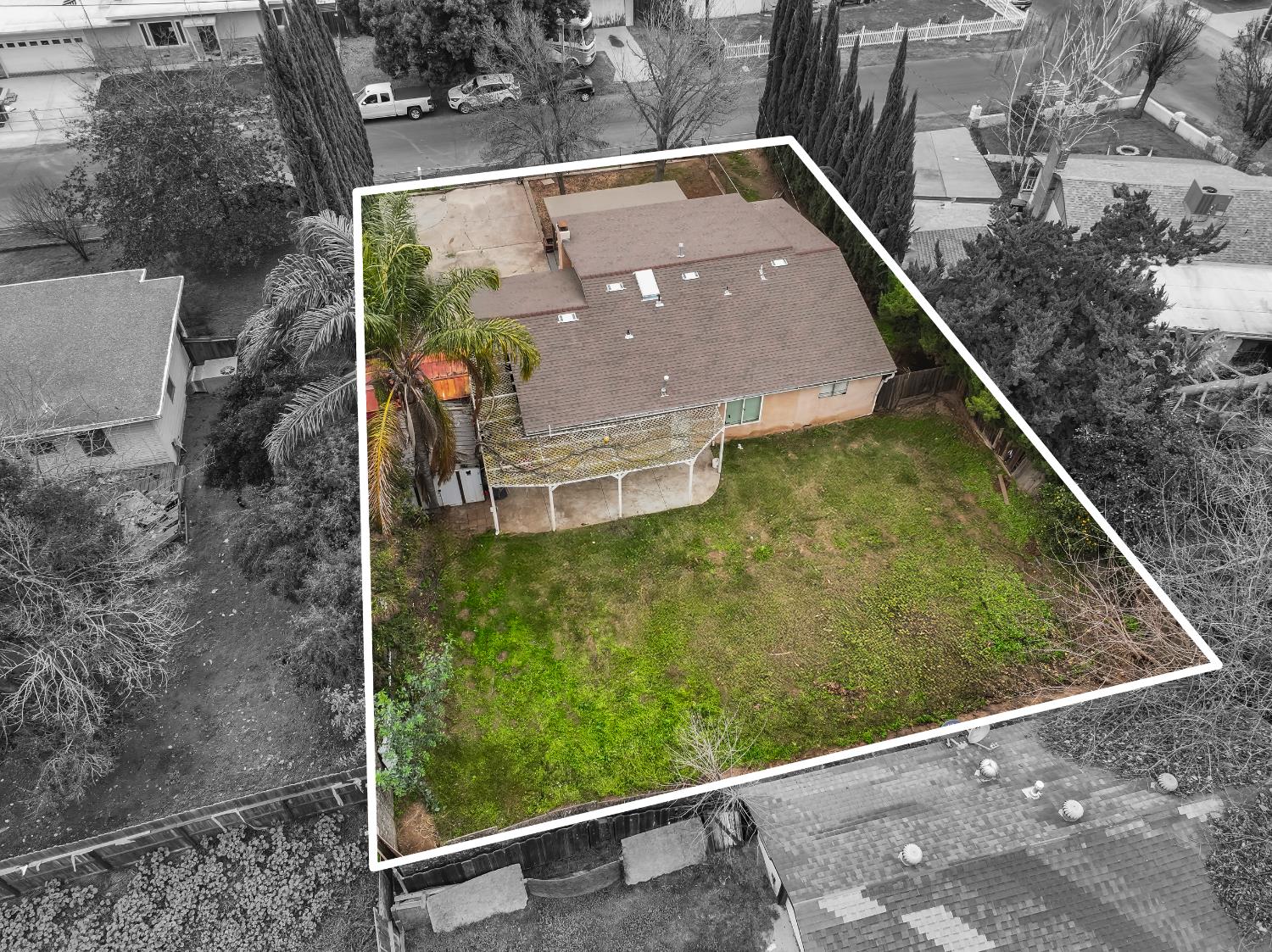 2344 Regal Rd, Modesto, CA 95358