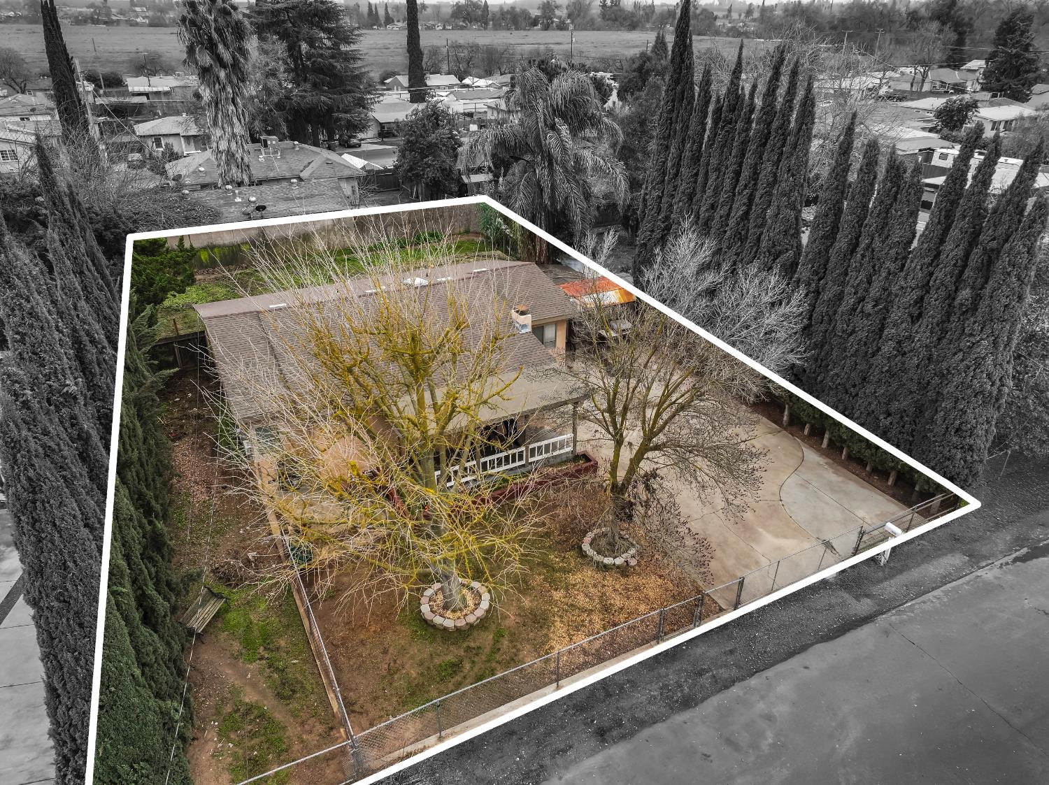 2344 Regal Rd, Modesto, CA 95358