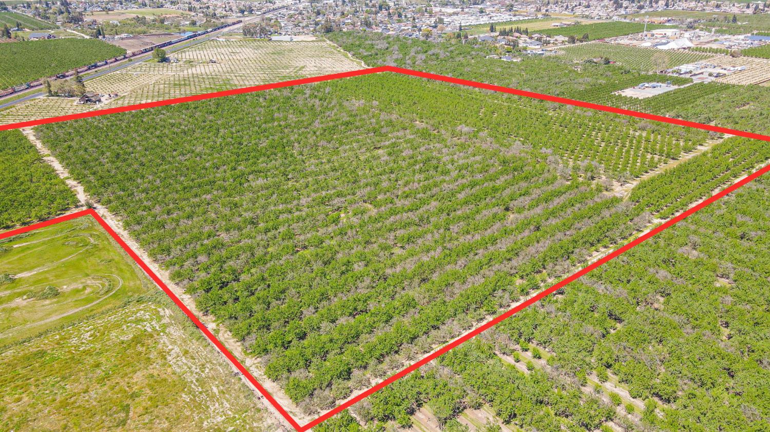 19688 SANTA FE, Escalon, CA 95320