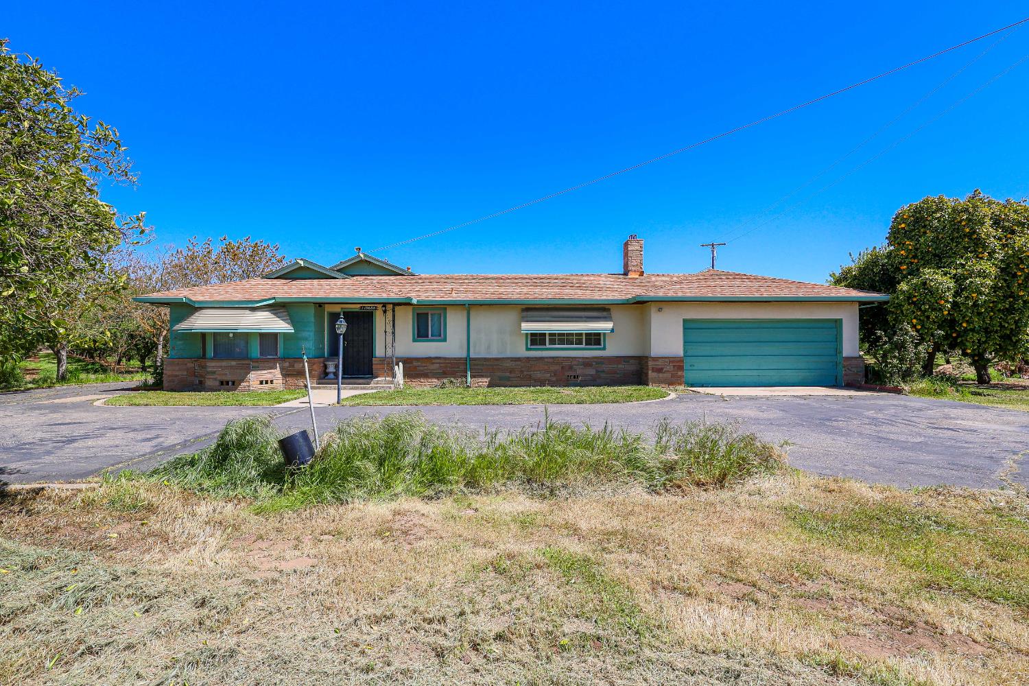 19688 SANTA FE, Escalon, CA 95320