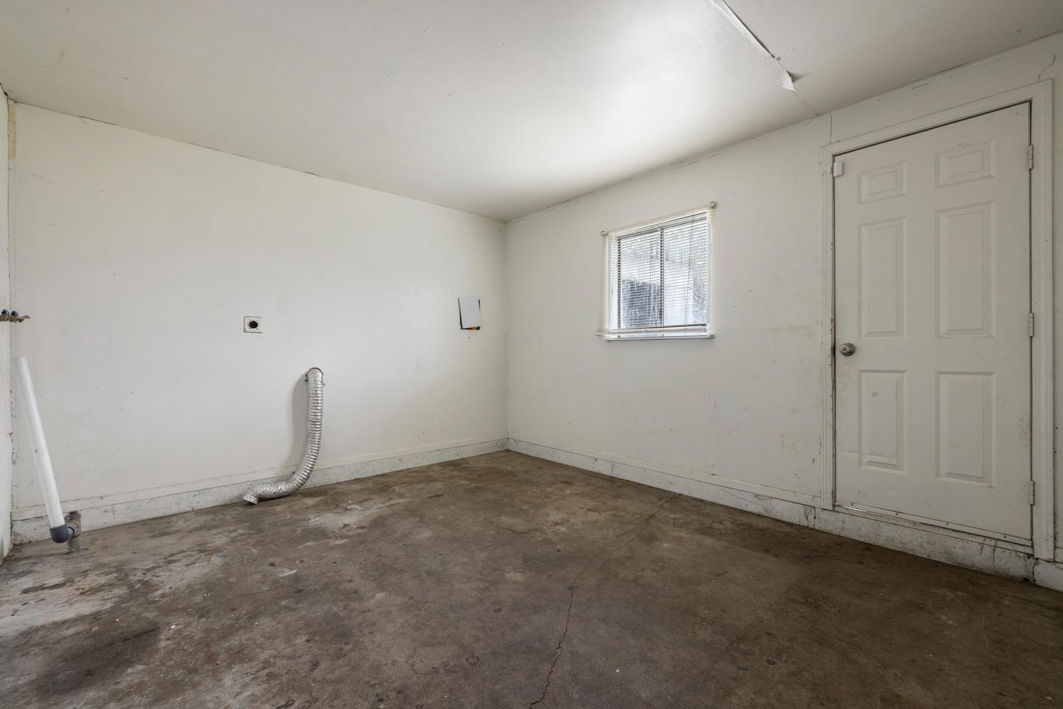 747 Prusso St, Livingston, CA 95334