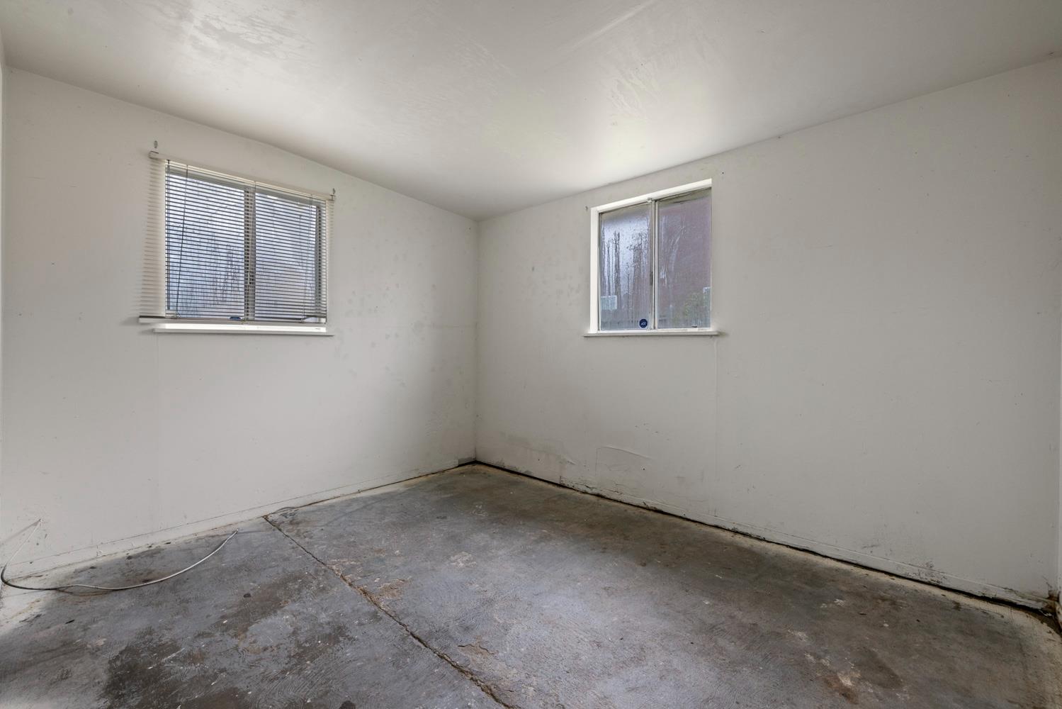 747 Prusso St, Livingston, CA 95334