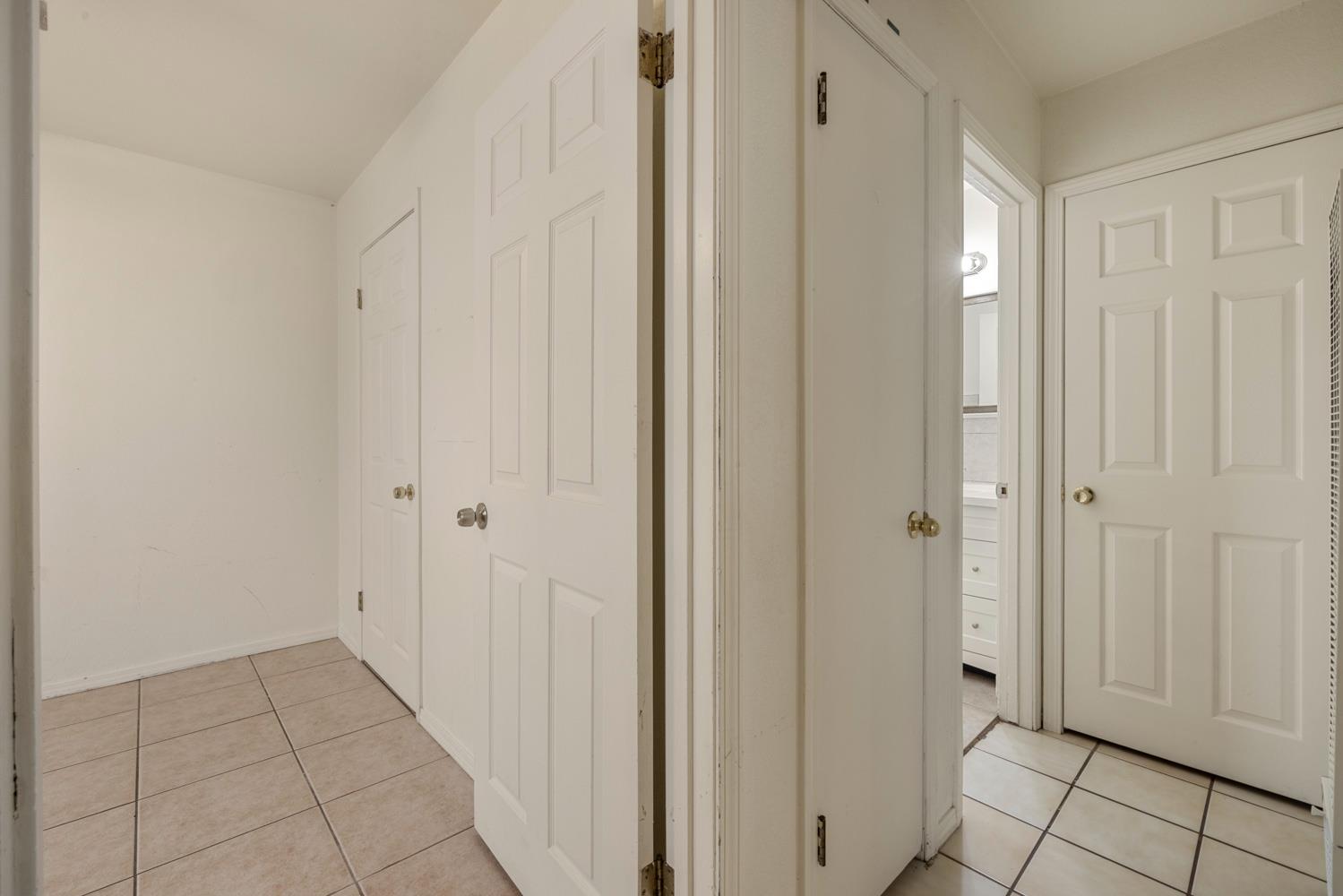 747 Prusso St, Livingston, CA 95334