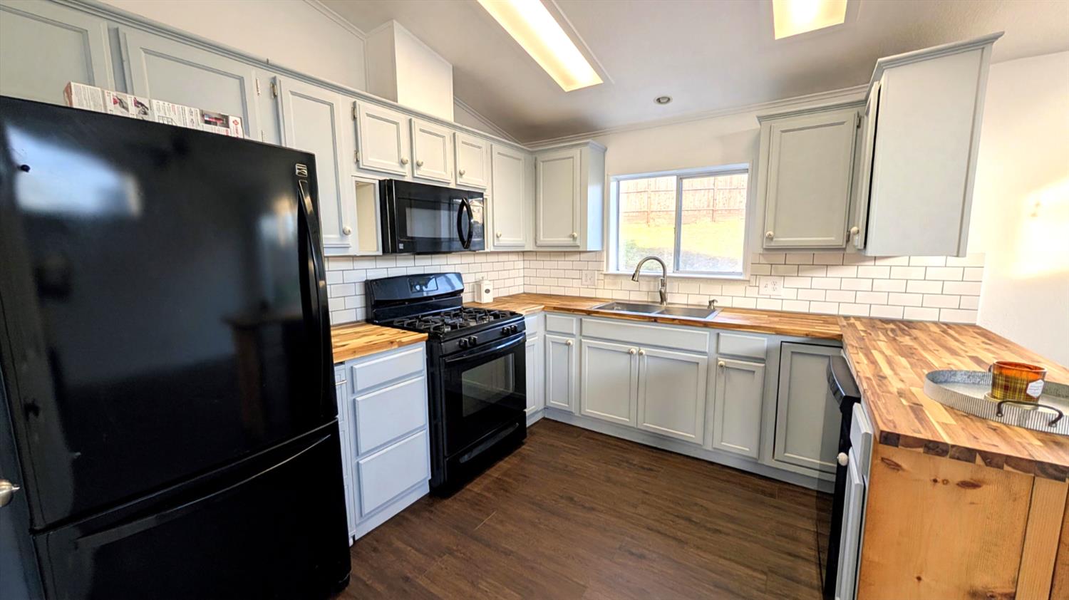 343 Deer Field Cir #18, Copperopolis, CA 95228