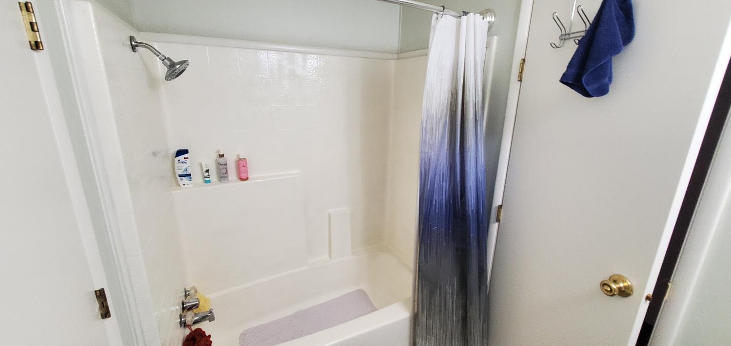 2505 Jackson Avenue #136, Escalon, CA 95320