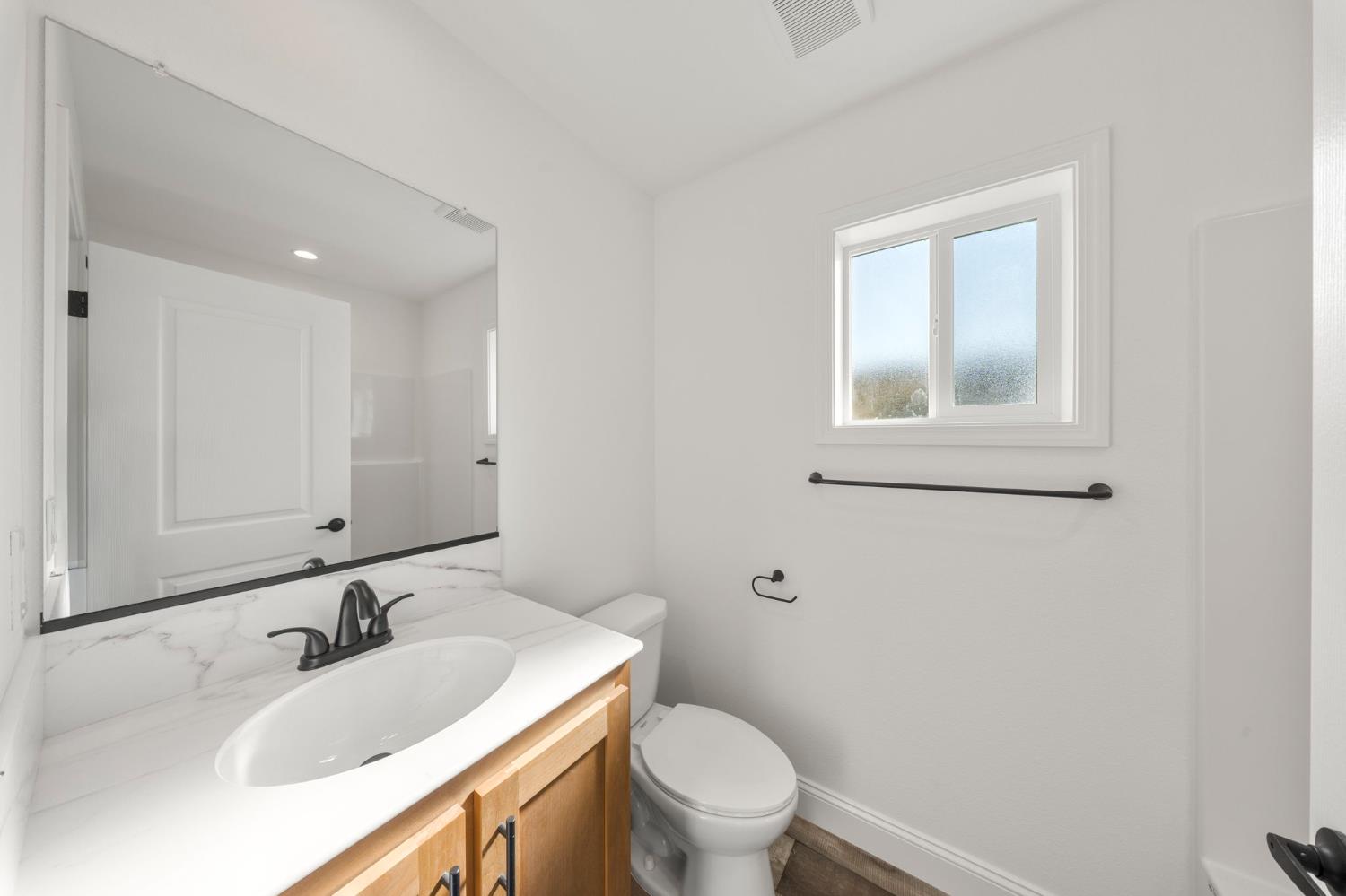 2030 E Grayson Rd #42, Ceres, CA 95307