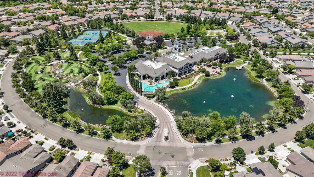 1491 Arbor Brook Dr, Manteca, CA 95336