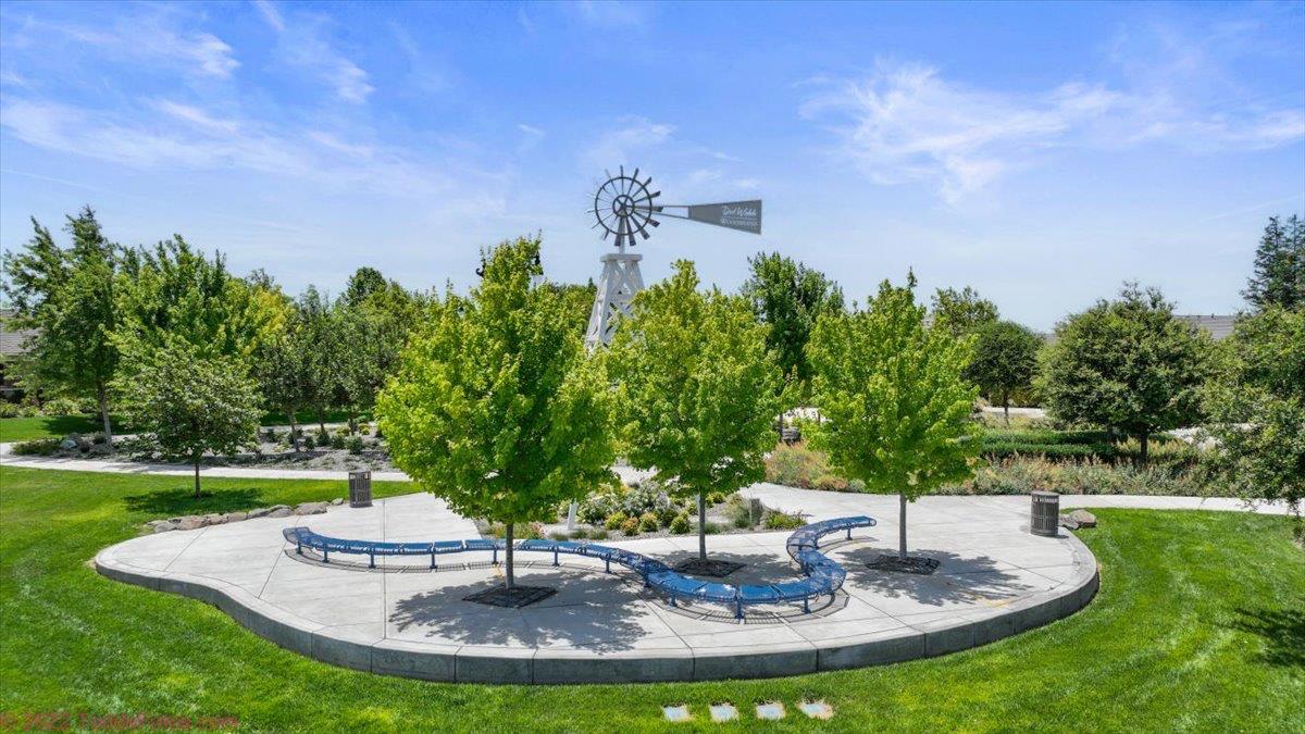 1491 Arbor Brook Dr, Manteca, CA 95336