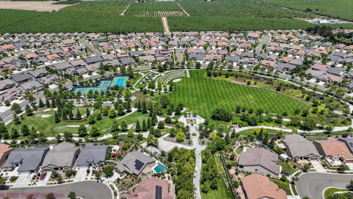 1491 Arbor Brook Dr, Manteca, CA 95336