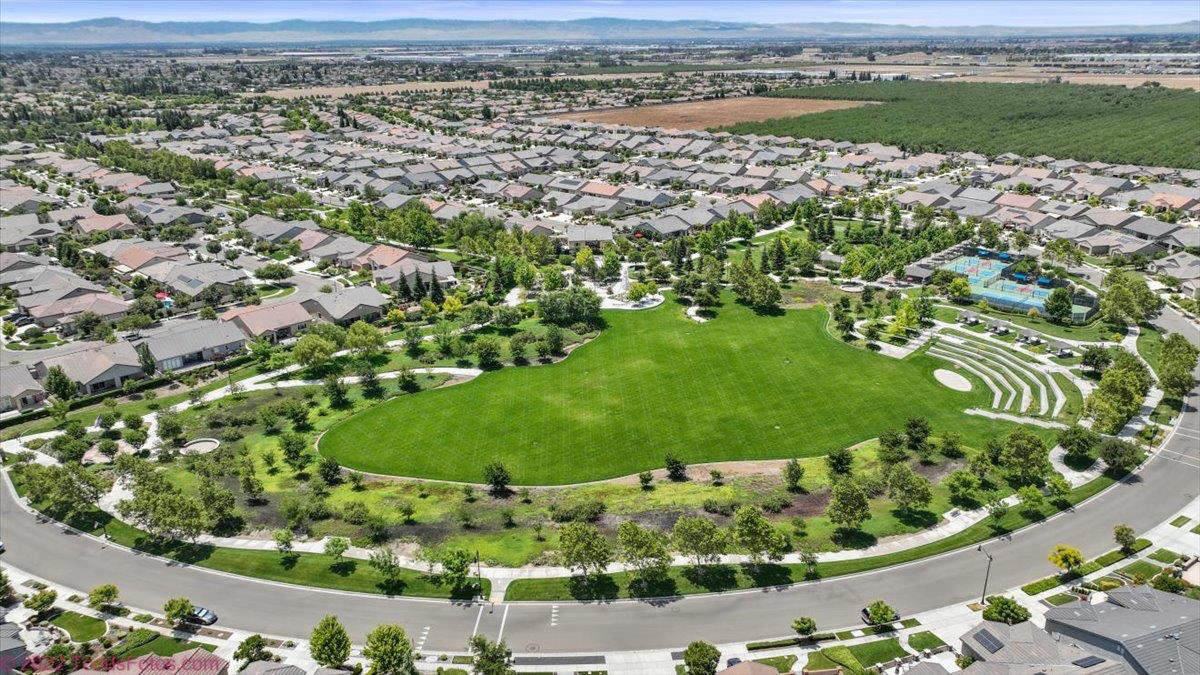 1491 Arbor Brook Dr, Manteca, CA 95336