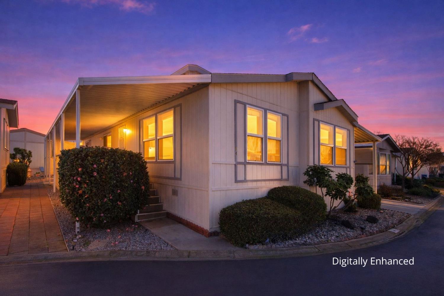 1500 Held Dr #84, Modesto, CA 95355