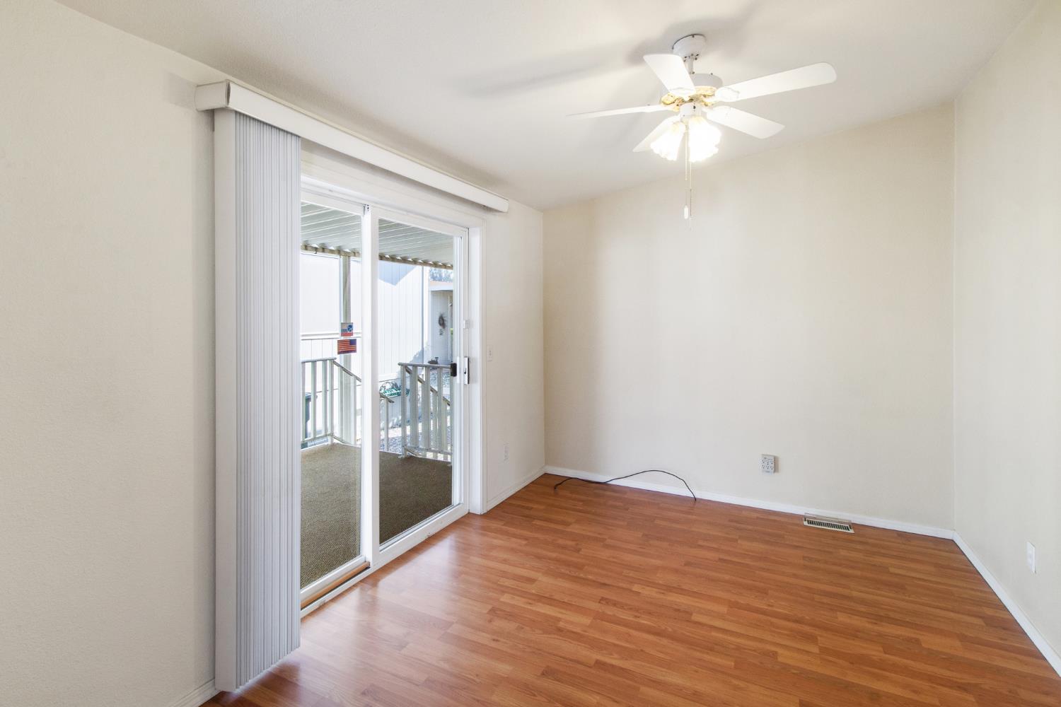 1500 Held Dr #84, Modesto, CA 95355