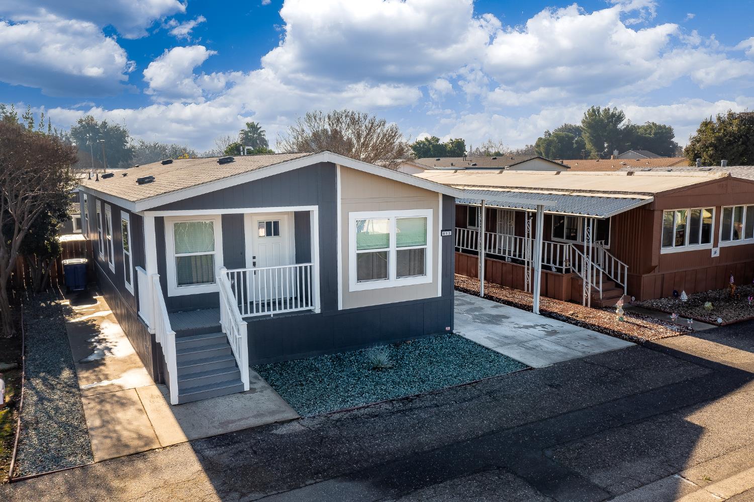 2307 Oakdale Rd #13, Modesto, CA 95355