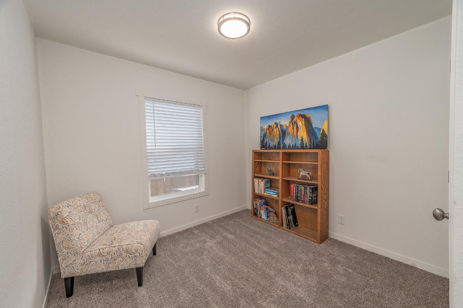 2307 Oakdale Rd #13, Modesto, CA 95355