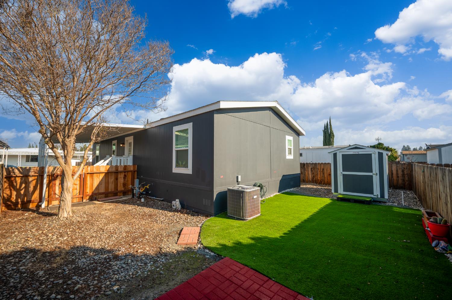 2307 Oakdale Rd #13, Modesto, CA 95355