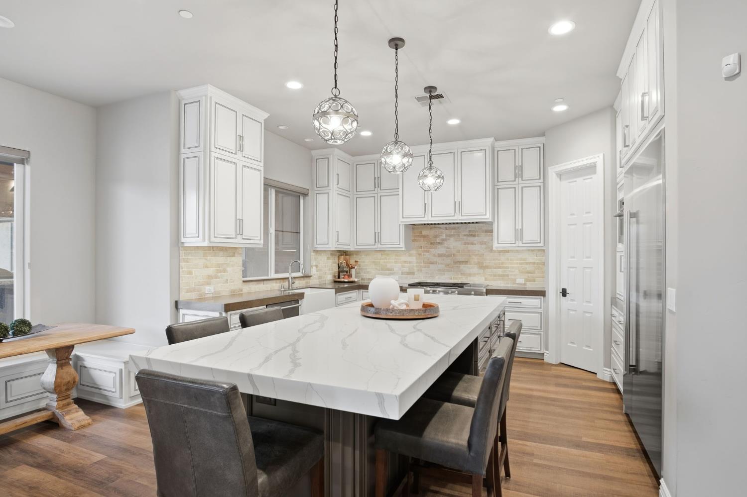 10407 Fox Borough Dr, Oakdale, CA 95361