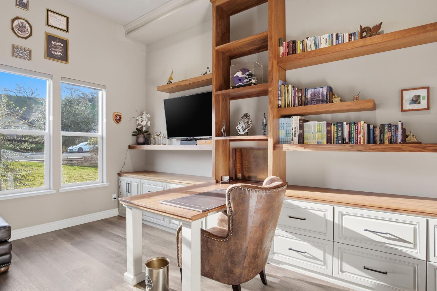 10407 Fox Borough Dr, Oakdale, CA 95361