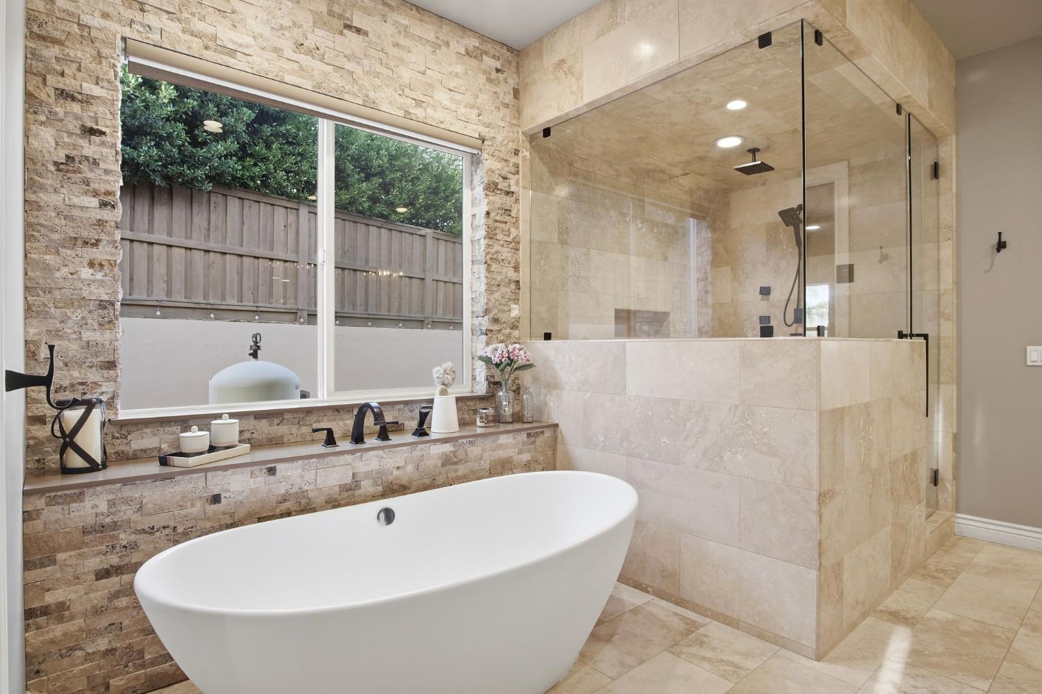 10407 Fox Borough Dr, Oakdale, CA 95361