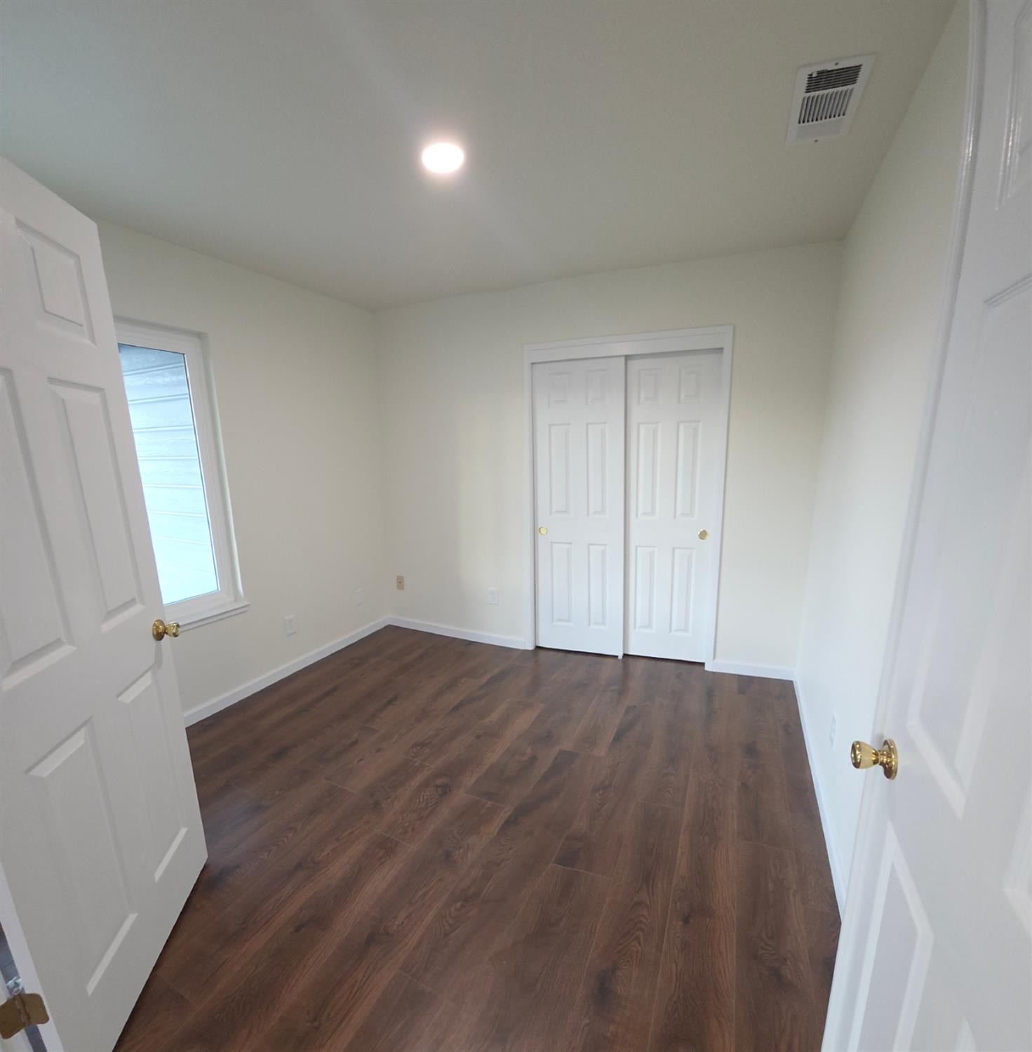 1680 Michele Way, Escalon, CA 95320