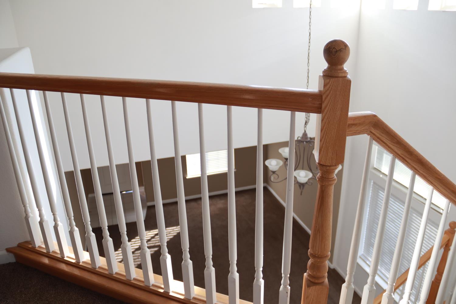 2607 Allegiance Ln, Riverbank, CA 95367