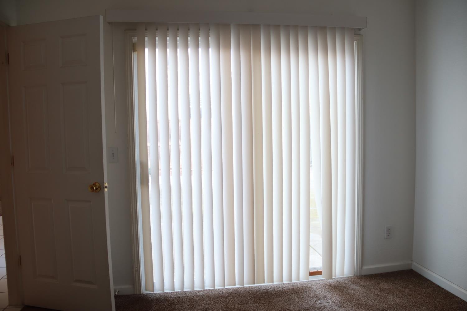 2607 Allegiance Ln, Riverbank, CA 95367