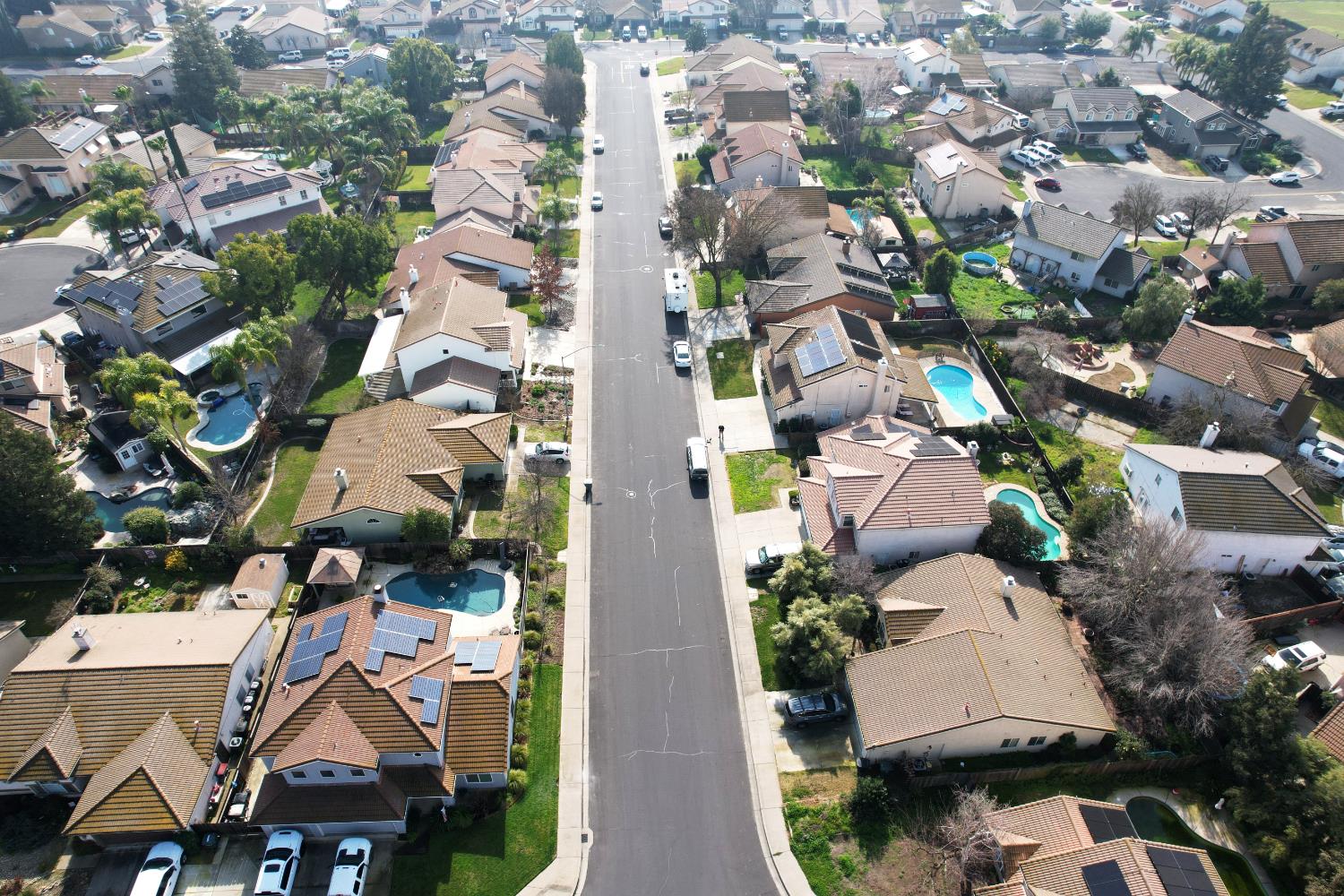 239 Fairwood Dr, Oakdale, CA 95361