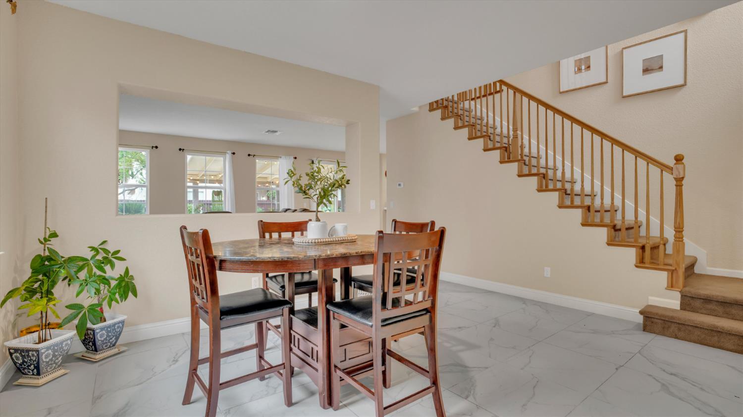 126 Jersey Ln, Patterson, CA 95363