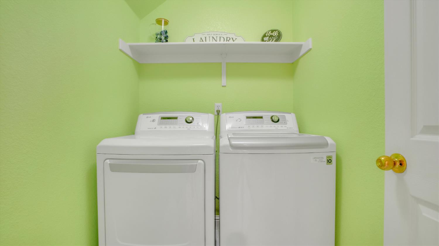 126 Jersey Ln, Patterson, CA 95363