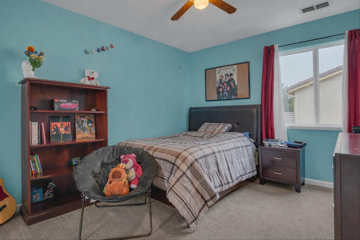 126 Jersey Ln, Patterson, CA 95363