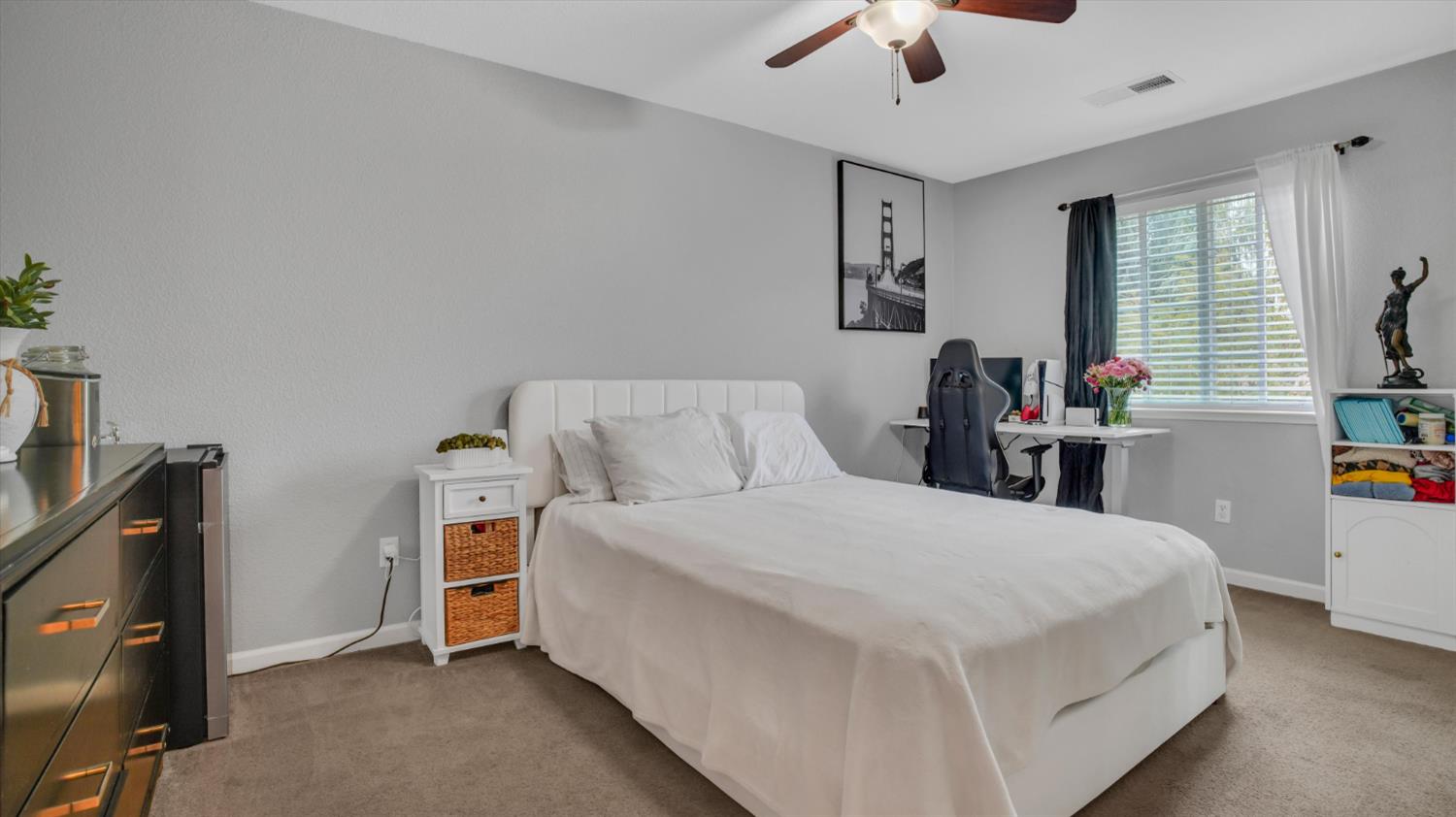 126 Jersey Ln, Patterson, CA 95363