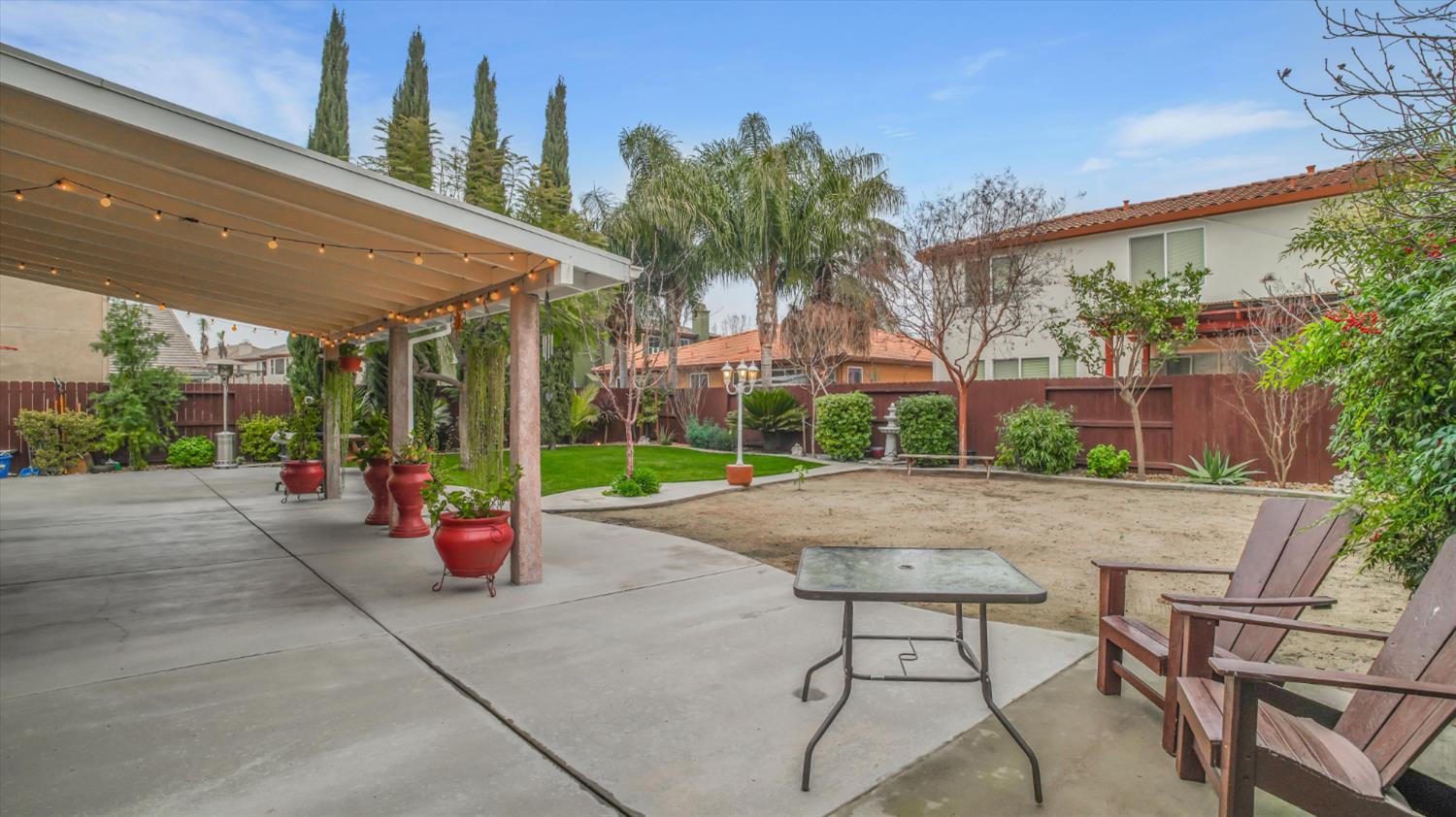 126 Jersey Ln, Patterson, CA 95363