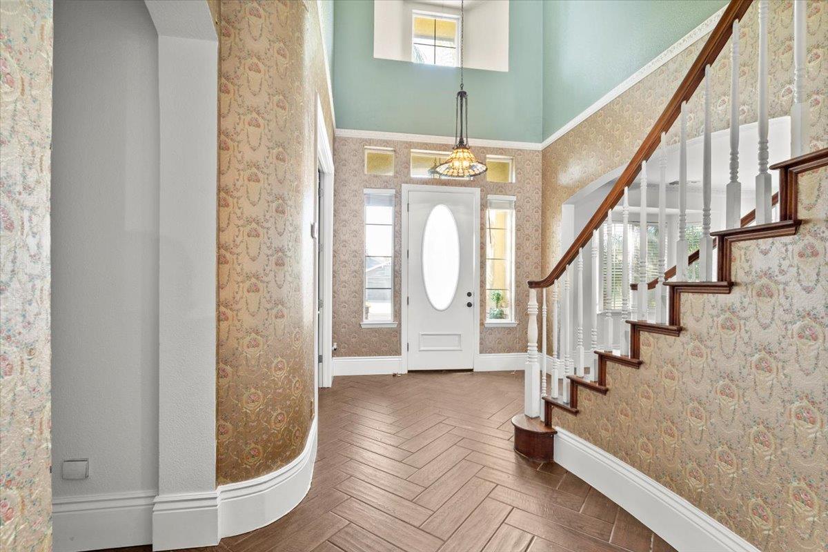 4246 Merchant Ln, Turlock, CA 95382