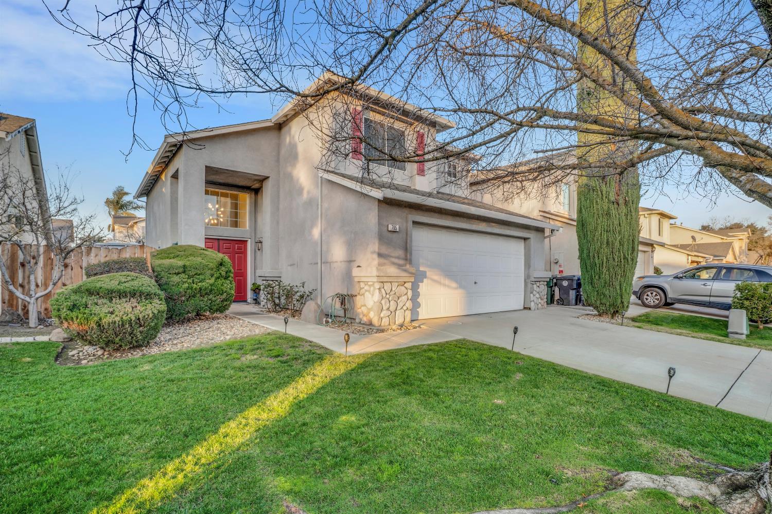 765 Jackoyln, Manteca, CA 95336