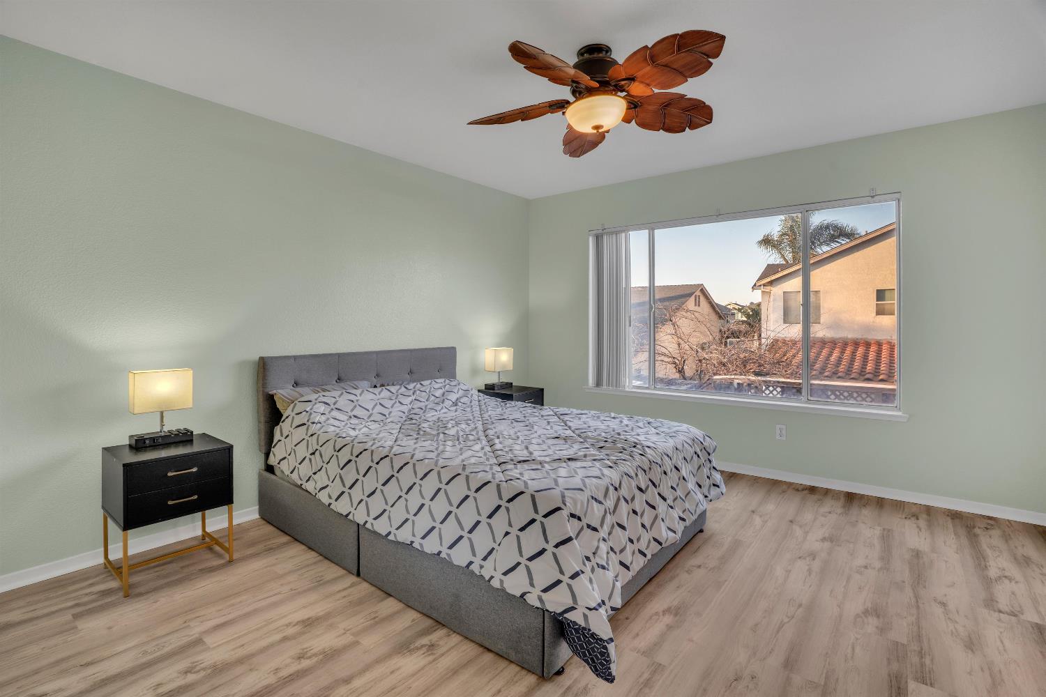 765 Jackoyln, Manteca, CA 95336