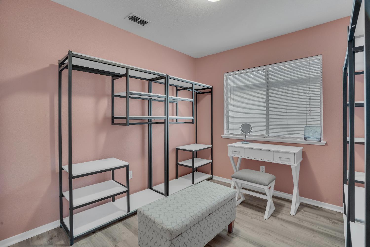 765 Jackoyln, Manteca, CA 95336