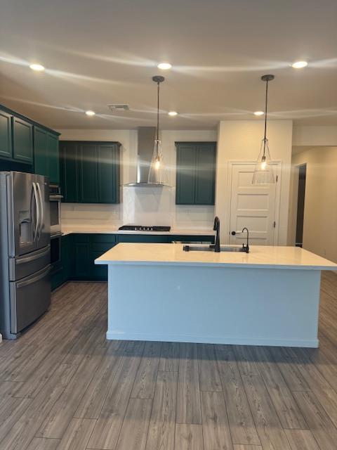 737 Featherstone Dr, Patterson, CA 95363