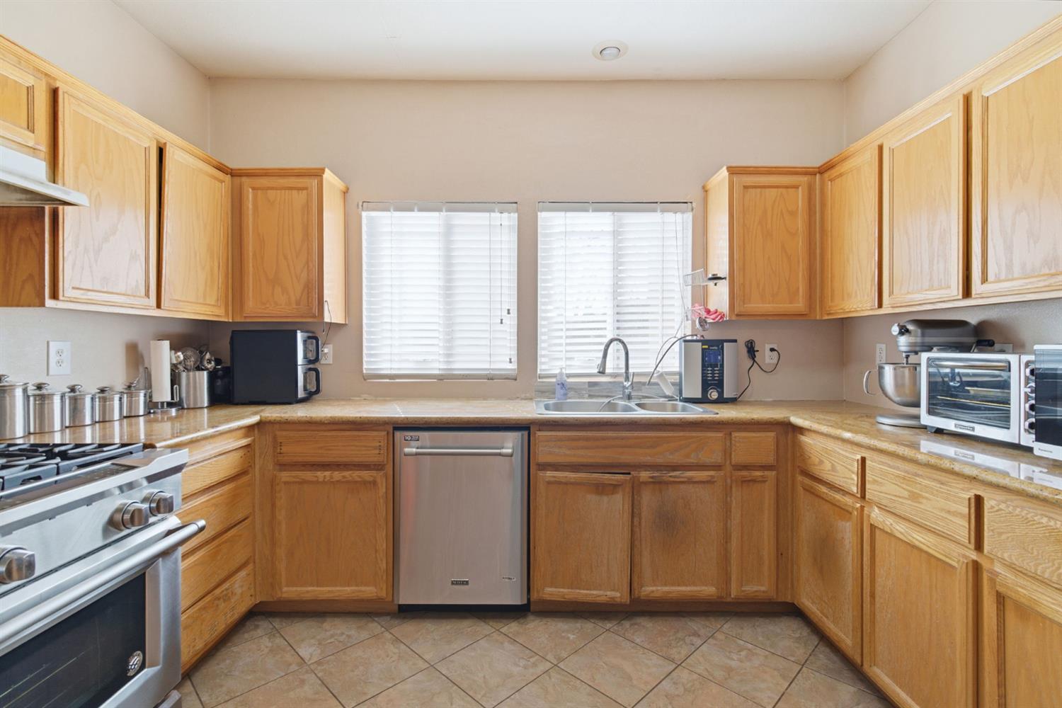 2147 Sorrel Dr, Turlock, CA 95380