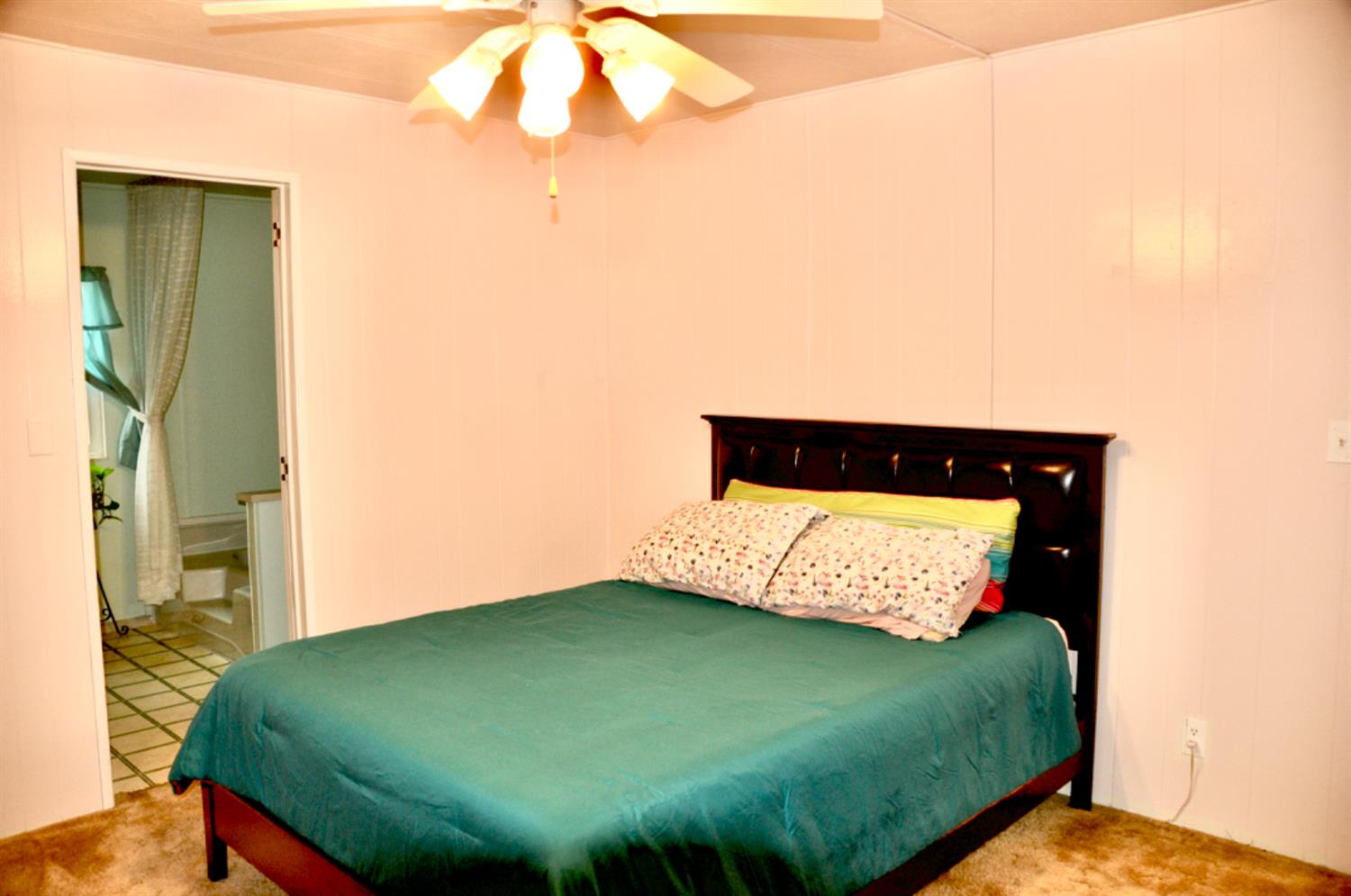 24 Schooner Ln, Modesto, CA 95356