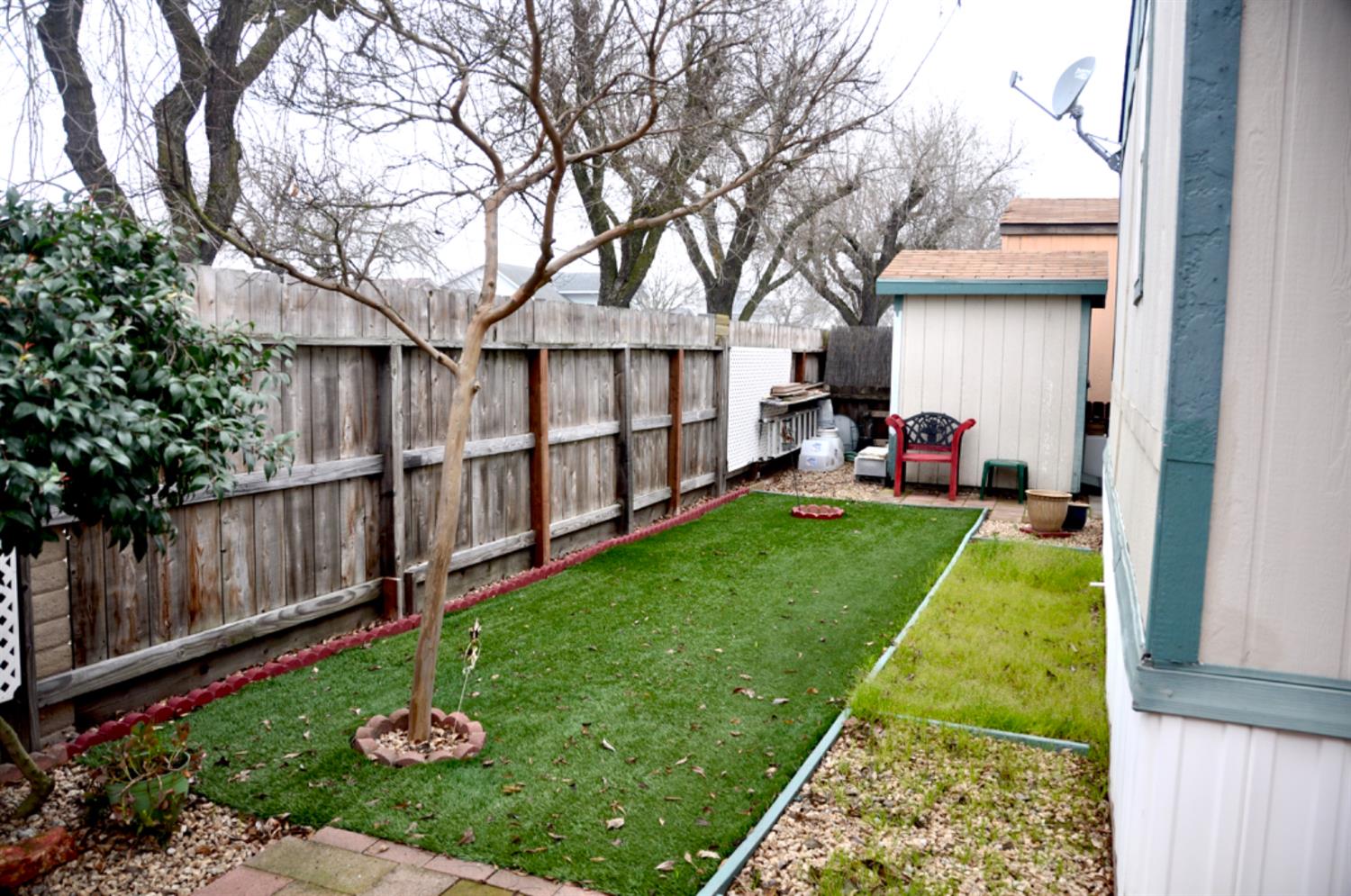 24 Schooner Ln, Modesto, CA 95356