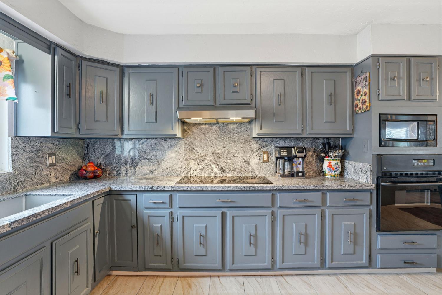 3917 Santa Fe St, Riverbank, CA 95367