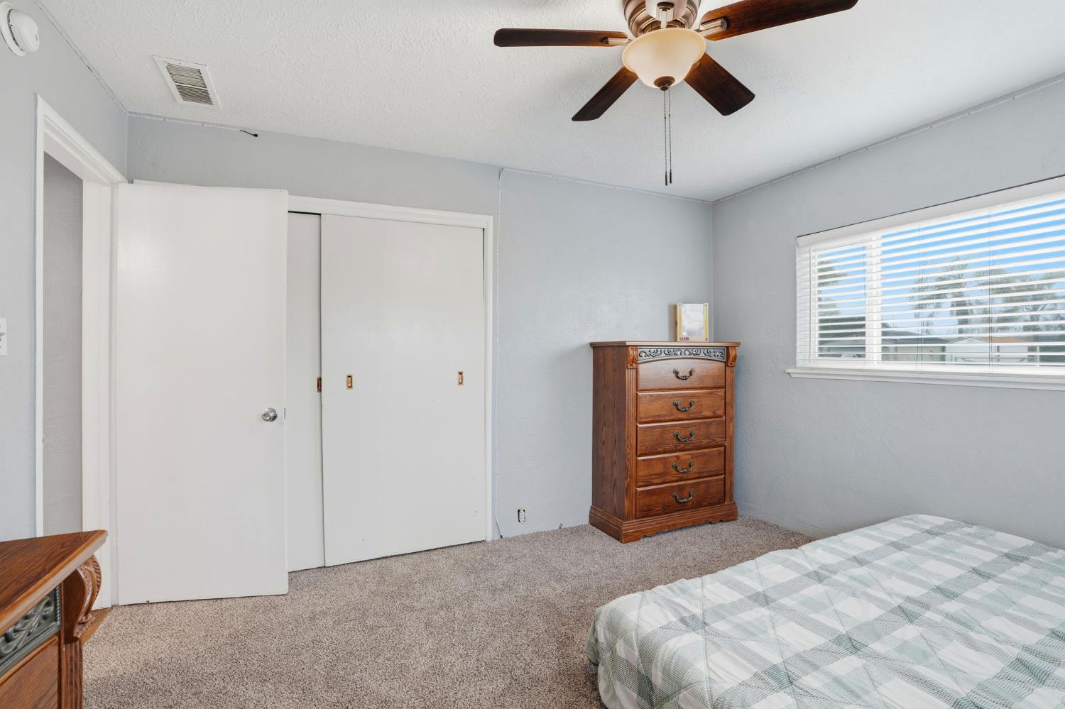 3917 Santa Fe St, Riverbank, CA 95367