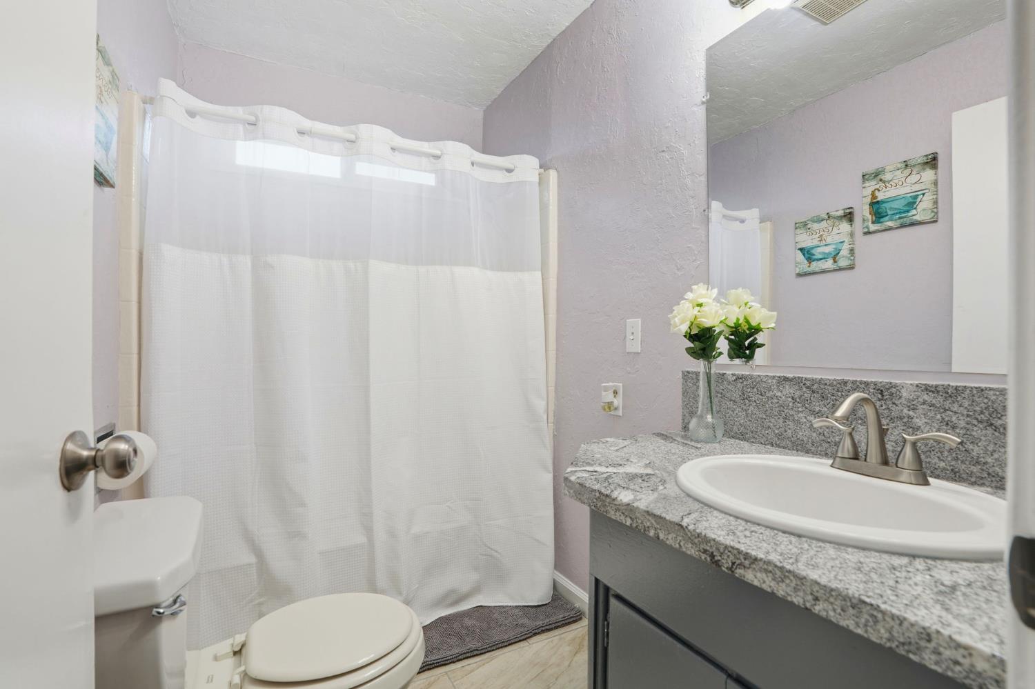 3917 Santa Fe St, Riverbank, CA 95367