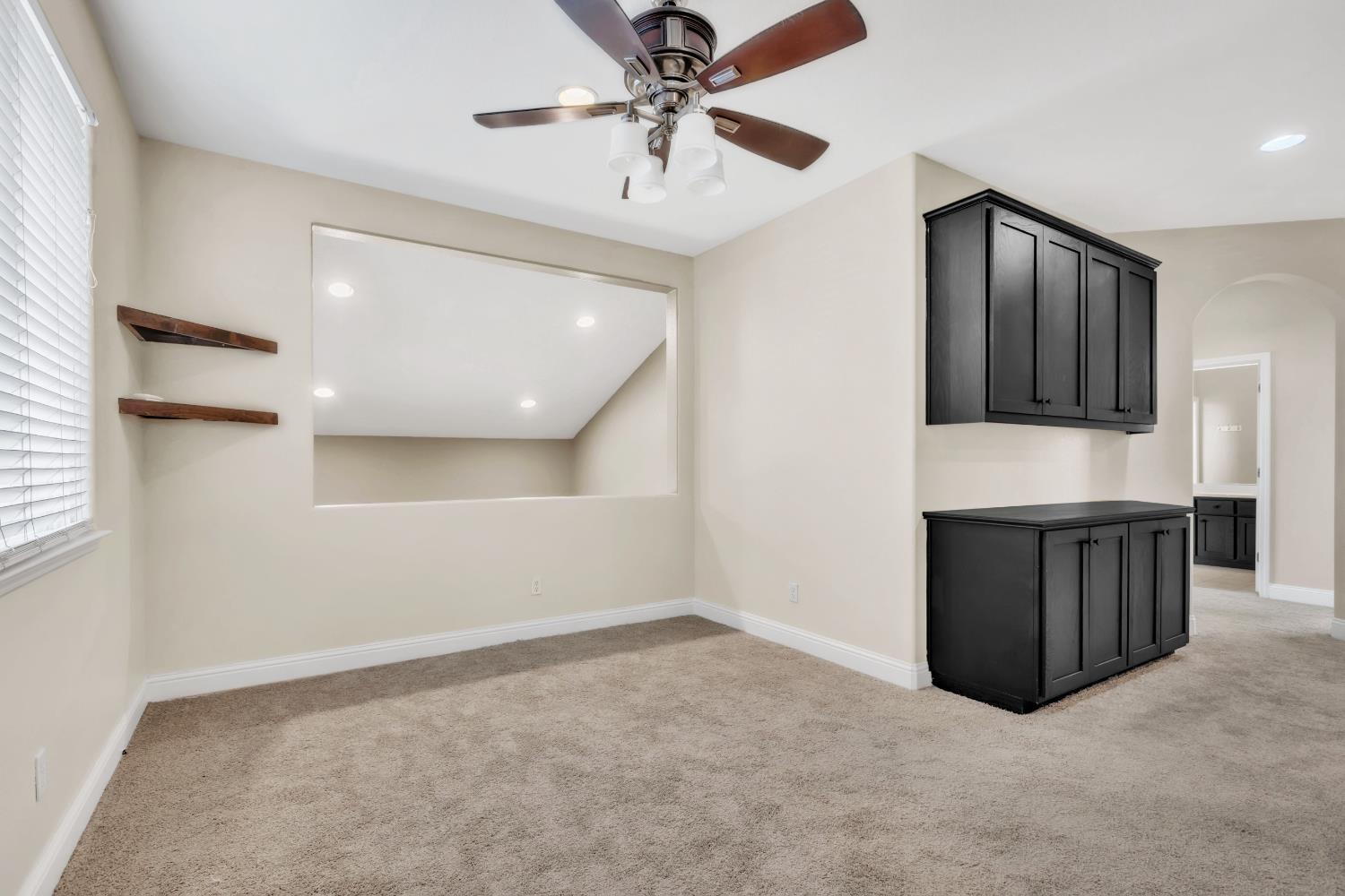 3329 Vancouver Dr, Modesto, CA 95355